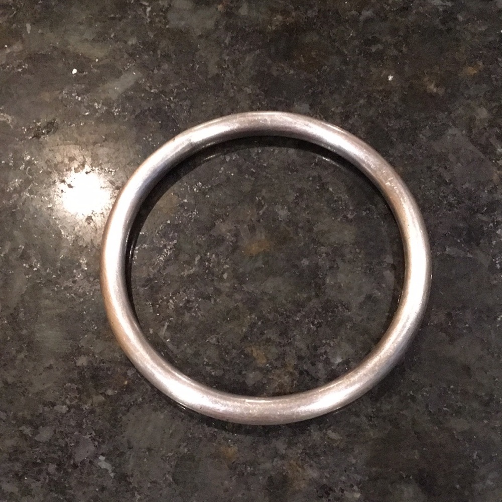 Solid silver bangle